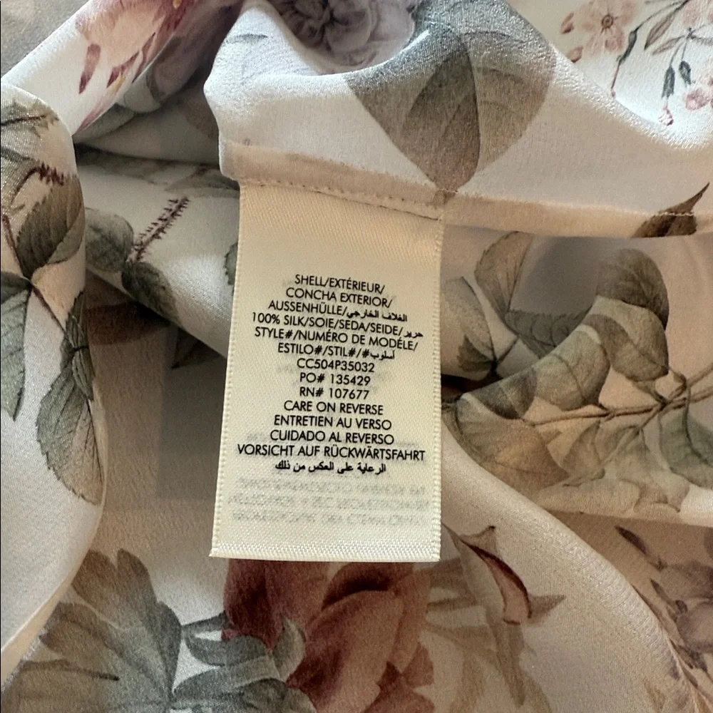 Alice + Olivia Willa Floral Silk Blouse in Floral Pattern. New without tags. - Picture 11 of 14